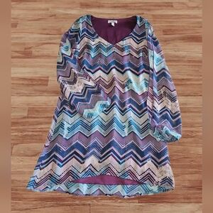 SPEECHLESS Size S Chevron Patterned Cold Shoulder Dress